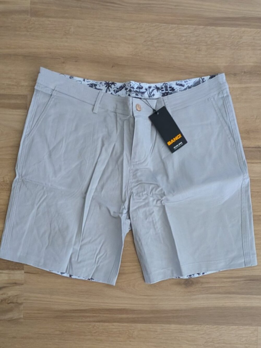 NWT BANG Miami, Bang Clothes Greys Jones Street Shorts– Men’s 3XL – Grey
